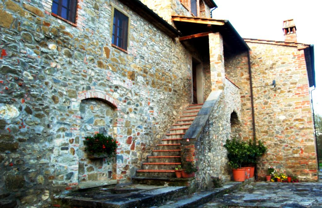 Hostal Borgo Nuovo San Martino Ambra Exterior foto