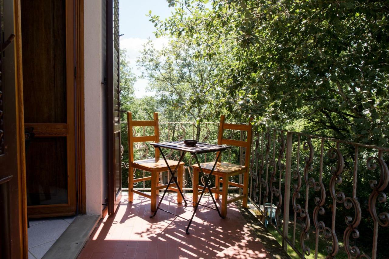 Hostal Borgo Nuovo San Martino Ambra Exterior foto